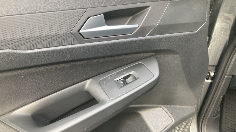 Ford Transit Connect 250 L2 Petrol 1.5 EcoBoost PHEV 150 Limited Van Auto